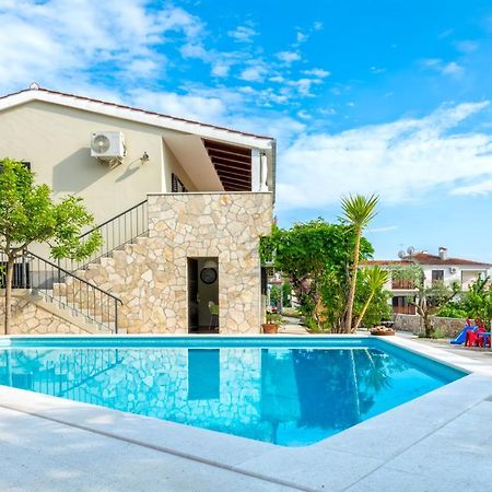 טרוגיר Villa Verandah מראה חיצוני תמונה
